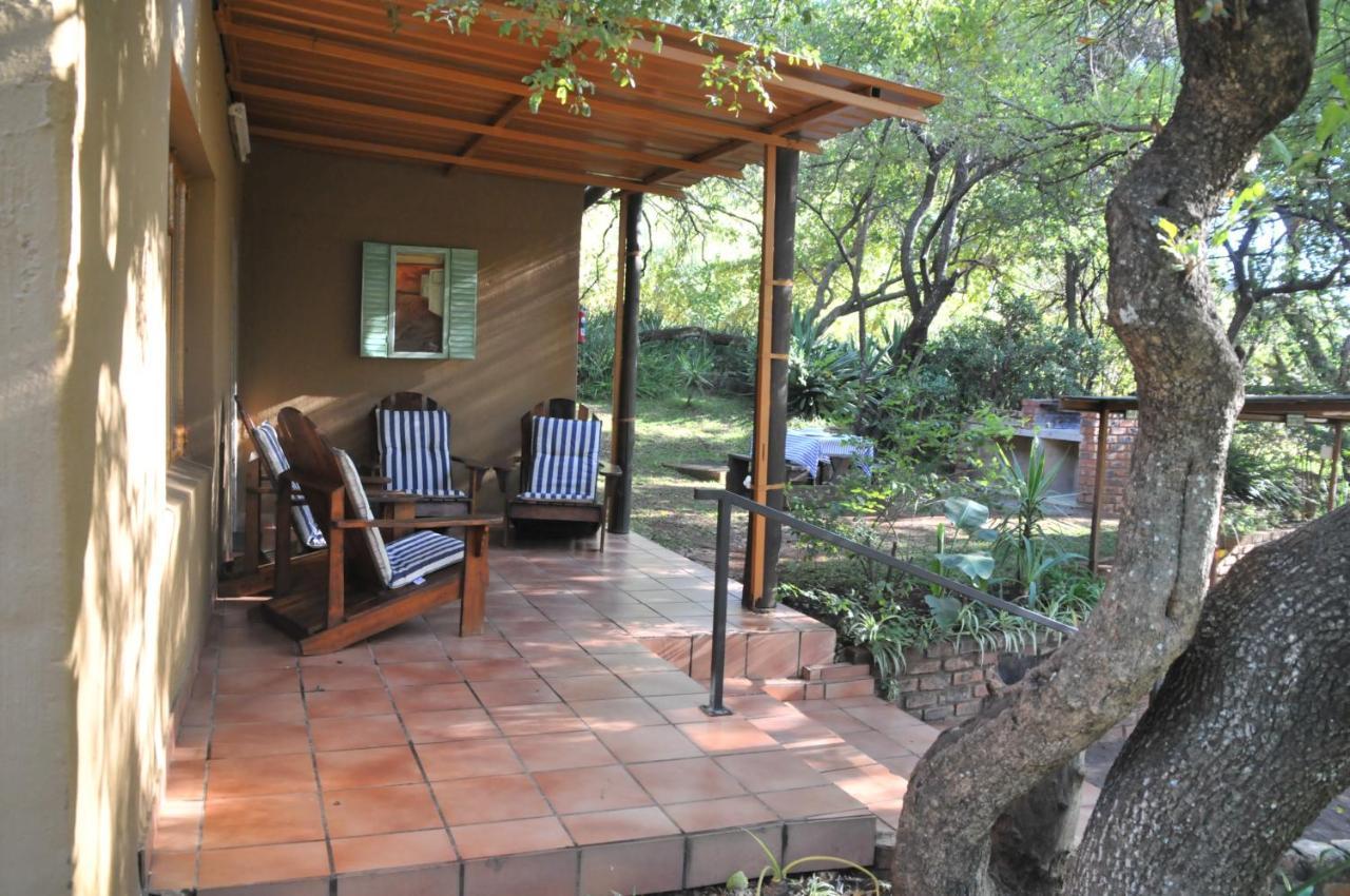 On Golden Pond - Mount Amanzi Apartment Hartbeespoort Bagian luar foto