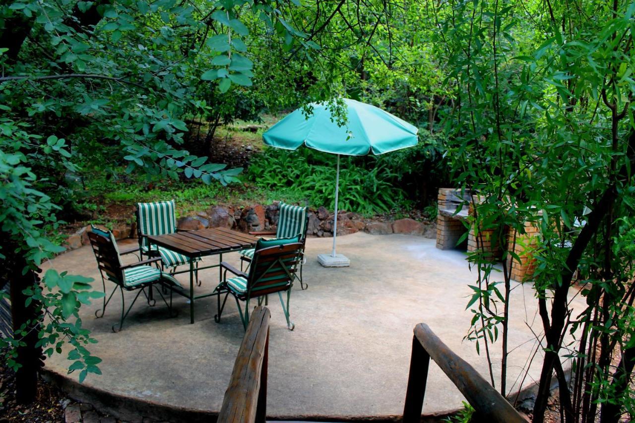 On Golden Pond - Mount Amanzi Apartment Hartbeespoort Bagian luar foto